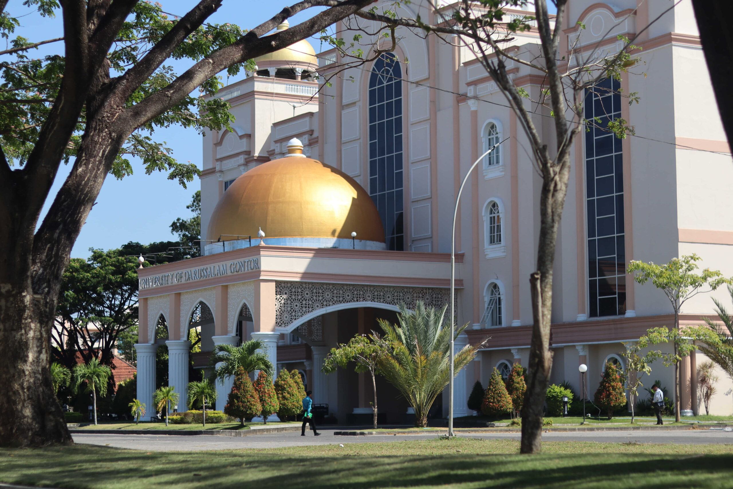 Universitas Darussalam Gontor 411