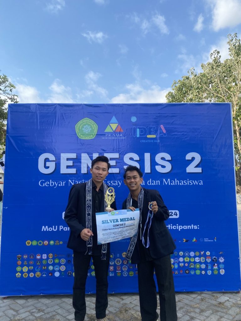 Mahasiswa UNIDA Gontor Raih Silver Medal di Ajang Lomba Esai Nasional GENESIS 2