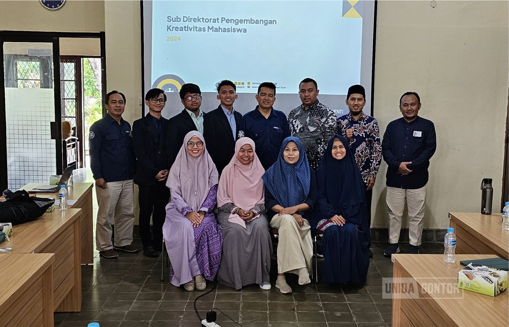 Rombongan UNIDA Gontor melakukan kunjungan benchmarking ke Universitas Gadjah Mada (UGM) dan Universitas Islam Indonesia (UII) pada 4 Desember 2024 untuk mempelajari pengelolaan Program Kreativitas Mahasiswa (PKM) dan strategi peningkatan kualitas mahasiswa.