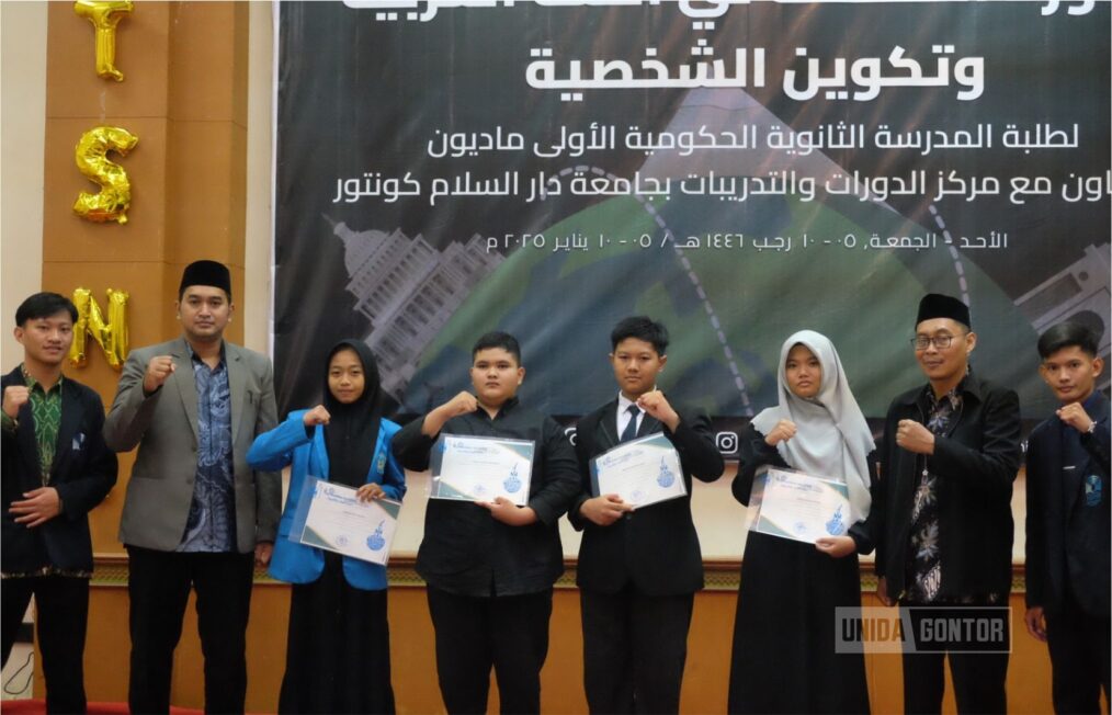 Peserta Arabic Camp MTsN 1 Madiun mengikuti kegiatan belajar bahasa Arab dan aktivitas pembinaan karakter di UNIDA Gontor.