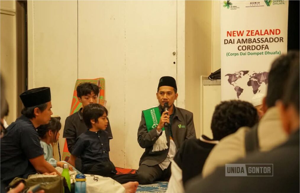 Dosen UNIDA Gontor, Ustadz Muhammad Wahyudi, menyampaikan kajian Ramadan di Masjid Al-Rahman, Auckland, New Zealand bersama komunitas Muslim Indonesia.