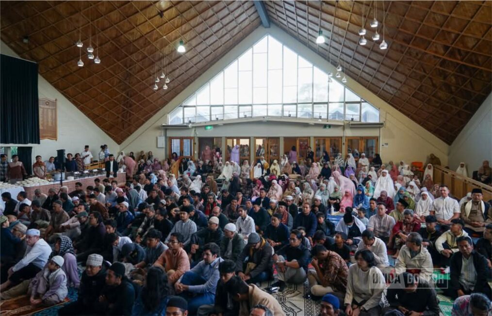 Dosen UNIDA Gontor, Ustadz Muhammad Wahyudi, menyampaikan kajian Ramadan di Masjid Al-Rahman, Auckland, New Zealand bersama komunitas Muslim Indonesia.