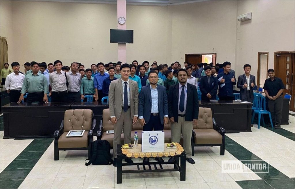 Public Lecture dan Family Gathering Fakultas Humaniora: Membongkar Islamophobia di Thailand