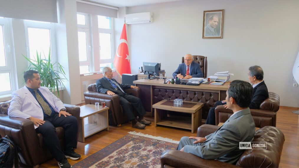 UNIDA Gontor delegation visits Karabuk University for academic and medical collaboration