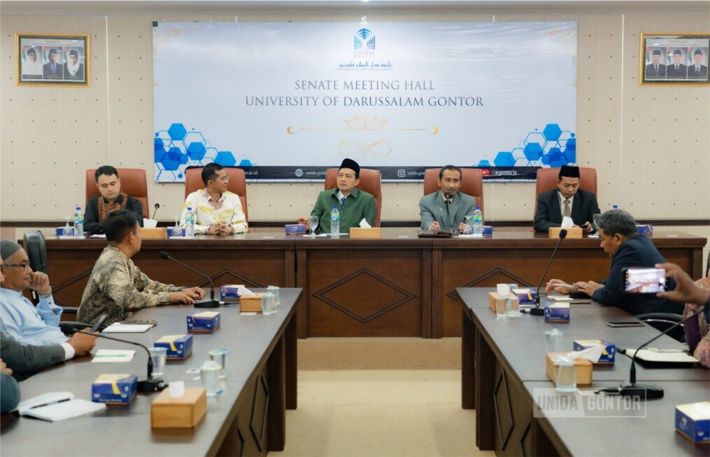 Kunjungan akademik Prince of Songkla University dan 15 sekolah Islam Thailand ke UNIDA Gontor.