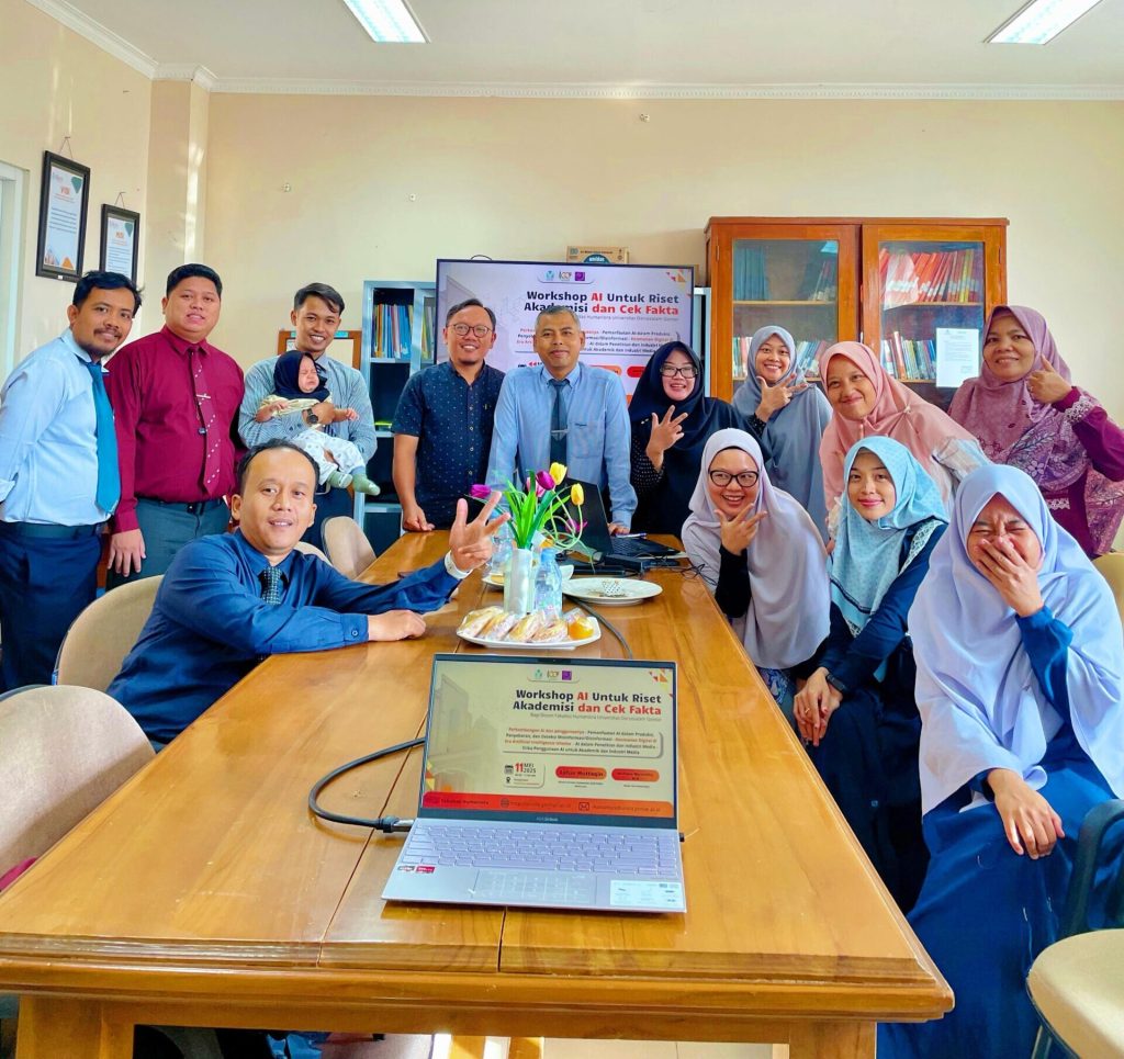 Workshop Dosen UNIDA Gontor: Bedah Hoax, Amankan Data, dan Maksimalkan AI