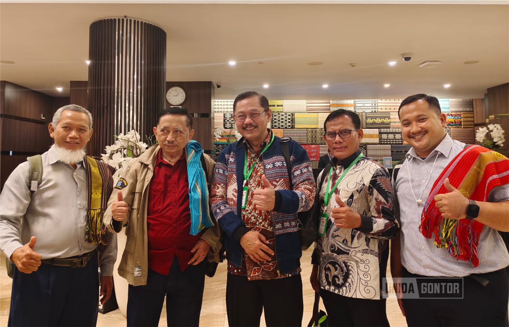 Delegasi Fakultas Kedokteran UNIDA Gontor saat menghadiri Forum Dekan AIPKI di Kupang, NTT, September 2024
