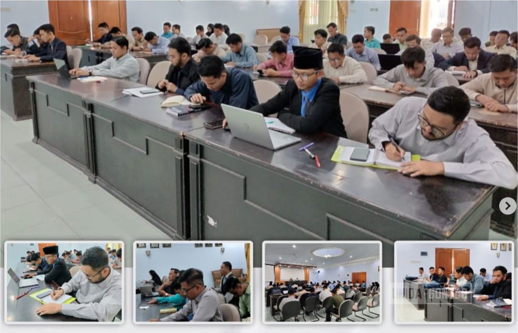 Mahasiswa Pascasarjana UNIDA Gontor membaca buku Khutbatu-l-‘Arsy dalam suasana serius dan khidmat di ruang pertemuan kampus.
