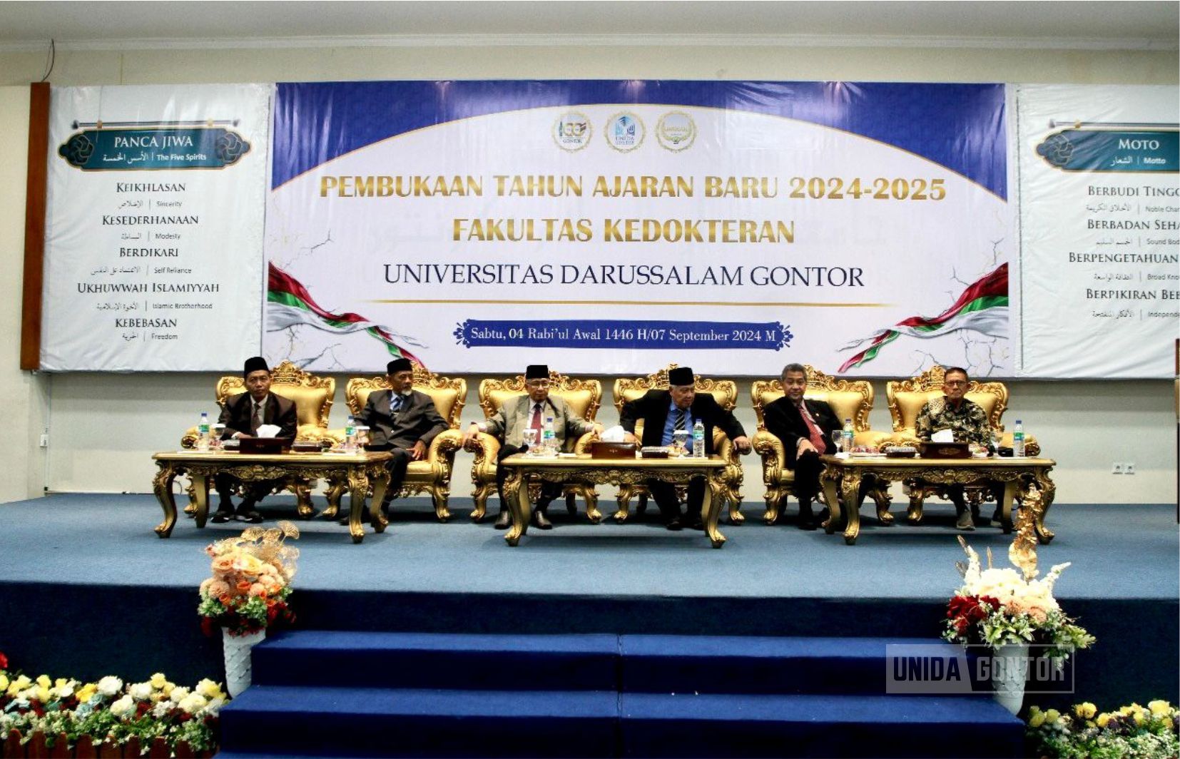 Pembukaan tahun ajaran baru Fakultas Kedokteran UNIDA Gontor di Hall Gedung Utama lantai 4