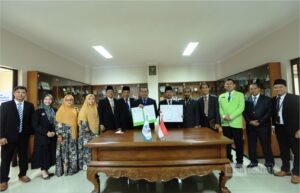 Penandatanganan MoU antara UNIDA Gontor dan UBHI di kampus UNIDA Gontor