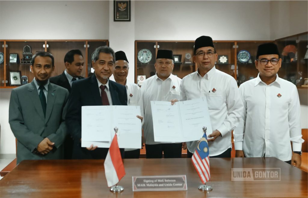 UNIDA Gontor Strengthens Academic Ties with MAIK Malaysia Through MoU Signing