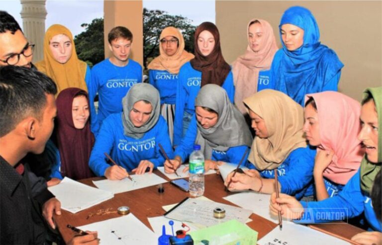 UNIDA Gontor bahasa arab