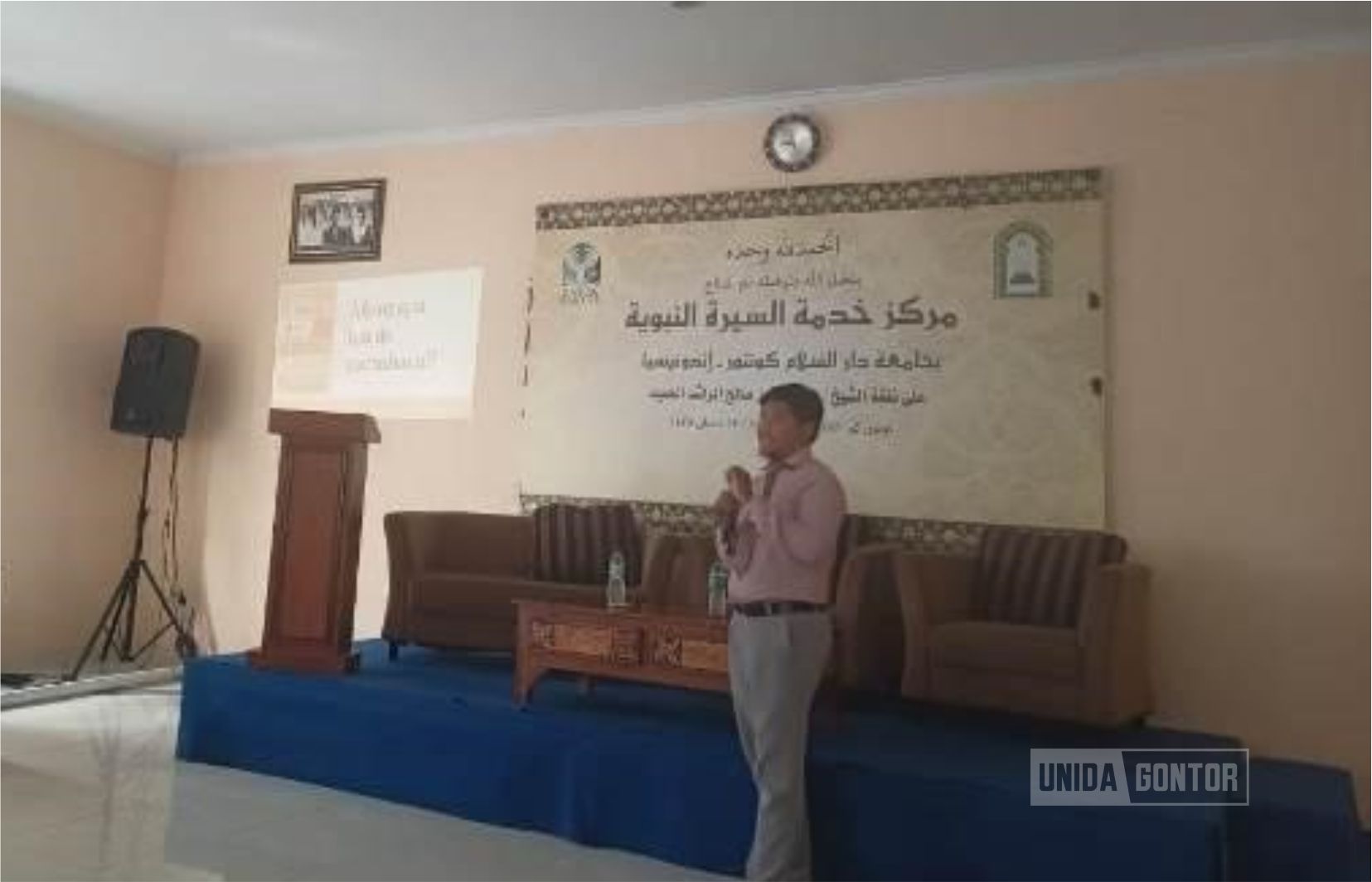Mahasiswa UNIDA Gontor ikuti workshop literasi bersama Dr. Yongki Sutoyo