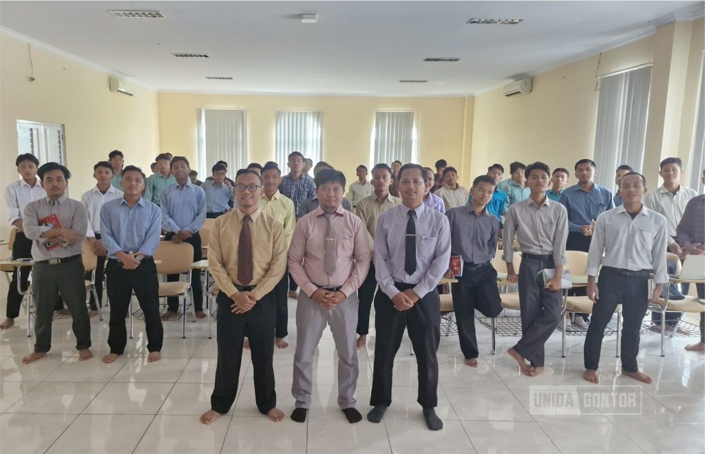 Mahasiswa UNIDA Gontor ikuti workshop literasi bersama Dr. Yongki Sutoyo