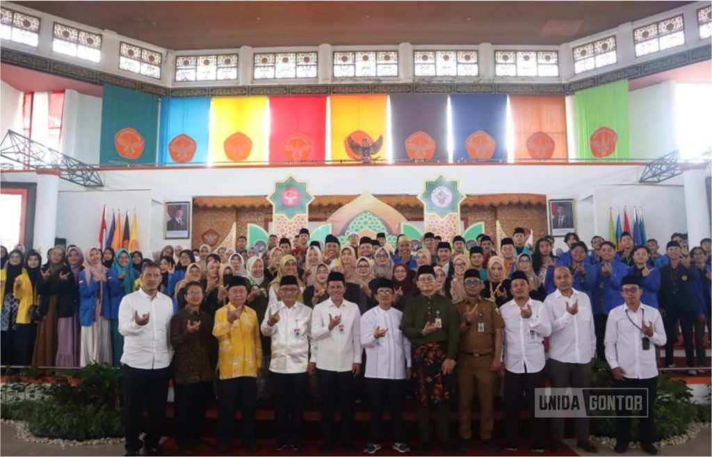 Fachry Rajendra mahasiswa UNIDA Gontor raih Juara 2 Nasional Lomba Karya Tulis Ilmiah Al-Qur’an di MTQMN-I 2025