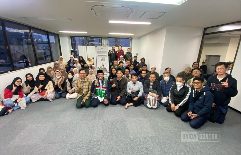 Dr. Hifni Nasif dari UNIDA Gontor menjadi utusan dalam program Da’i Ambassador Dompet Dhuafa, berdakwah selama 35 hari di berbagai kota besar di Jepang pada bulan Ramadhan 1446 H.