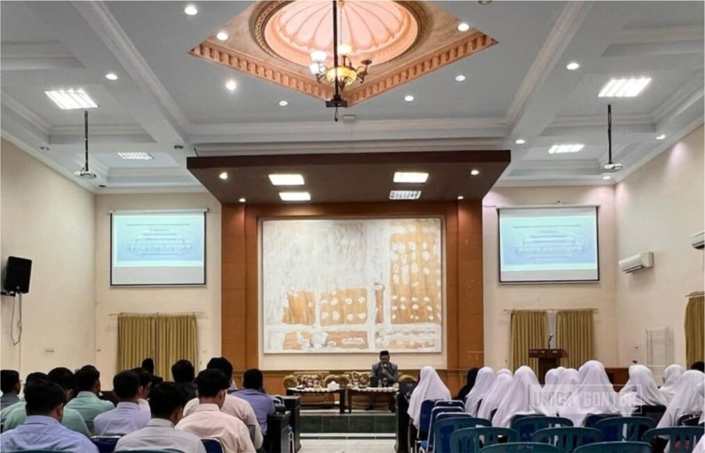 Mahasiswa Pascasarjana UNIDA Gontor mengikuti orientasi sesi ke-3 dan ke-4 dengan pemaparan materi dari Markaz al-Qur’an, Kepesantrenan, dan Perpustakaan.