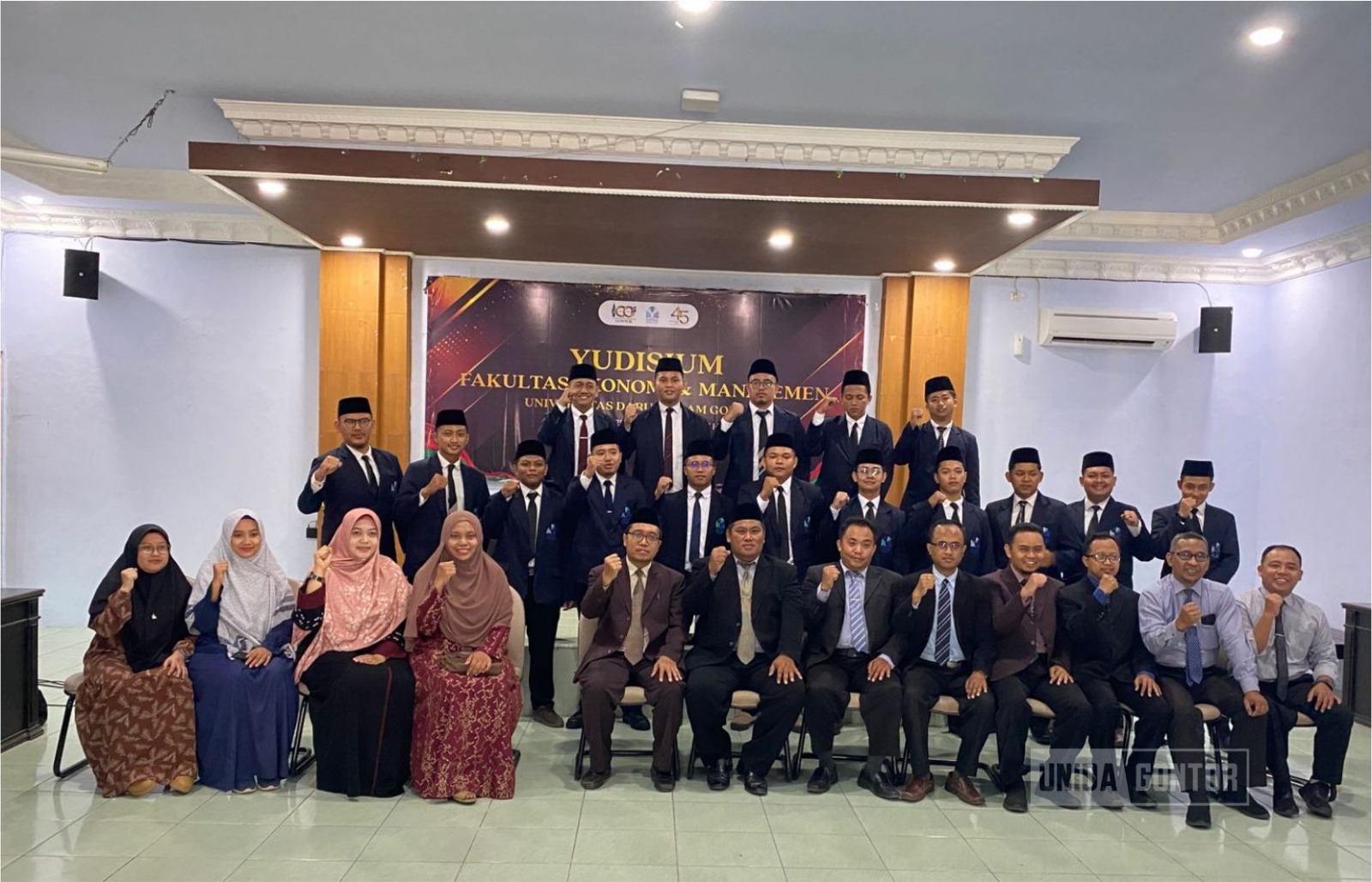 Yudisium Fakultas Ekonomi dan Manajemen UNIDA Gontor 2025