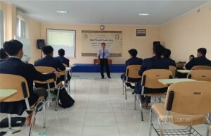 Mahasiswa PAI UNIDA Gontor mengikuti pelatihan microteaching bersama dosen dan praktisi pendidikan.