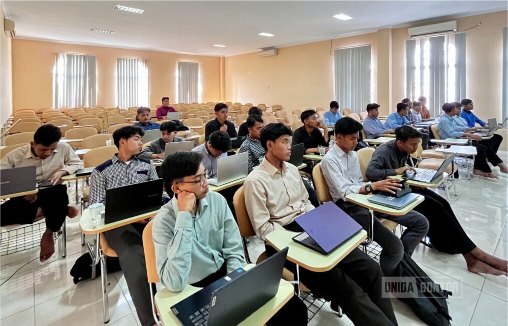 Mahasiswa PAI UNIDA Gontor ikuti workshop manajemen dan keorganisasian HMP di Hall Sirah