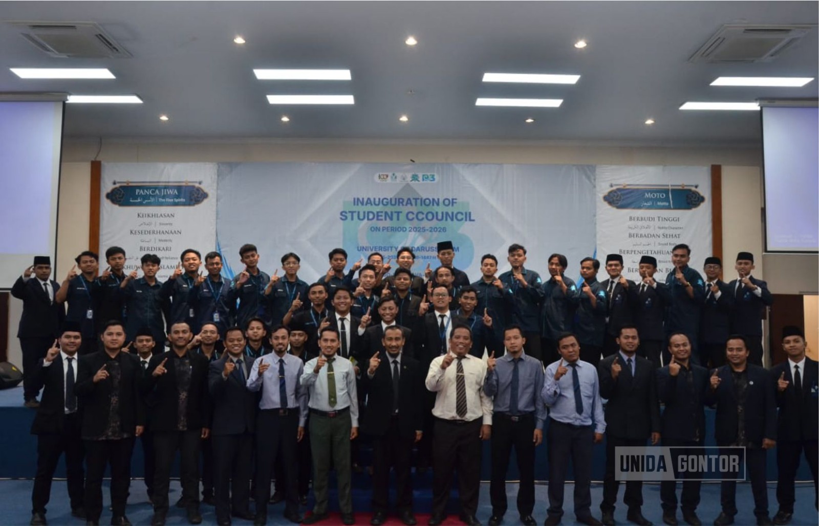 Serah Terima Amanat dan Laporan Pertanggungjawaban Dewan Mahasiswa UNIDA Gontor