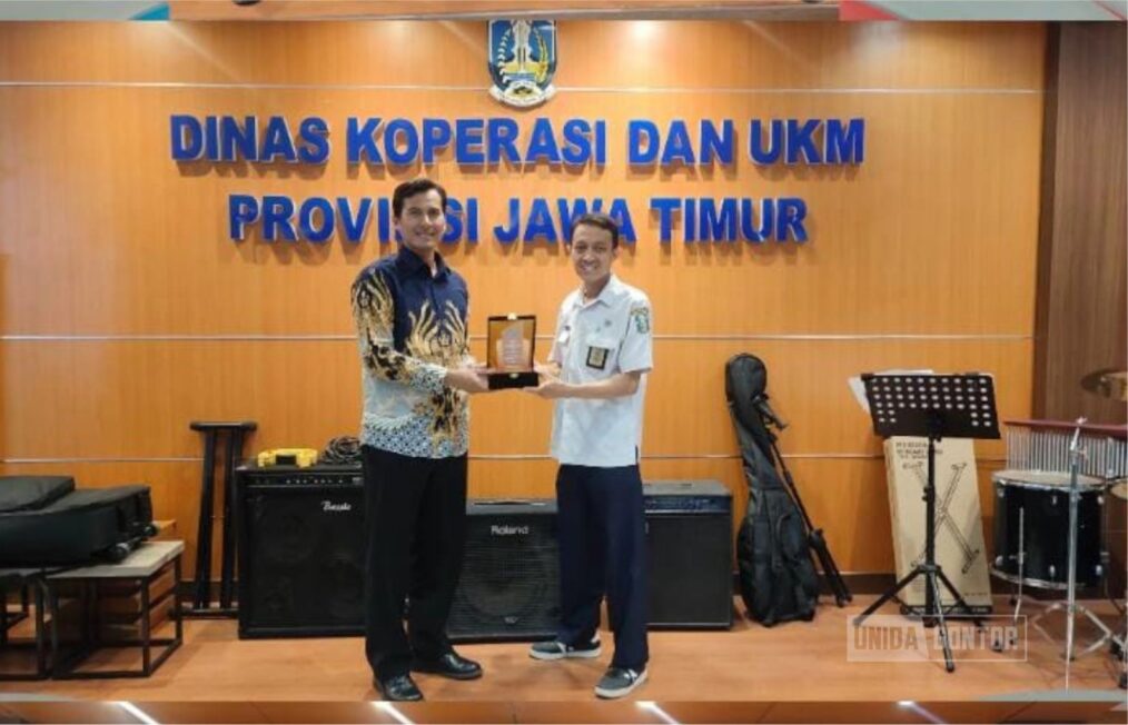 Mahasiswi Fakultas Syariah UNIDA Gontor jalani PPL di DISKOP Jawa Timur.