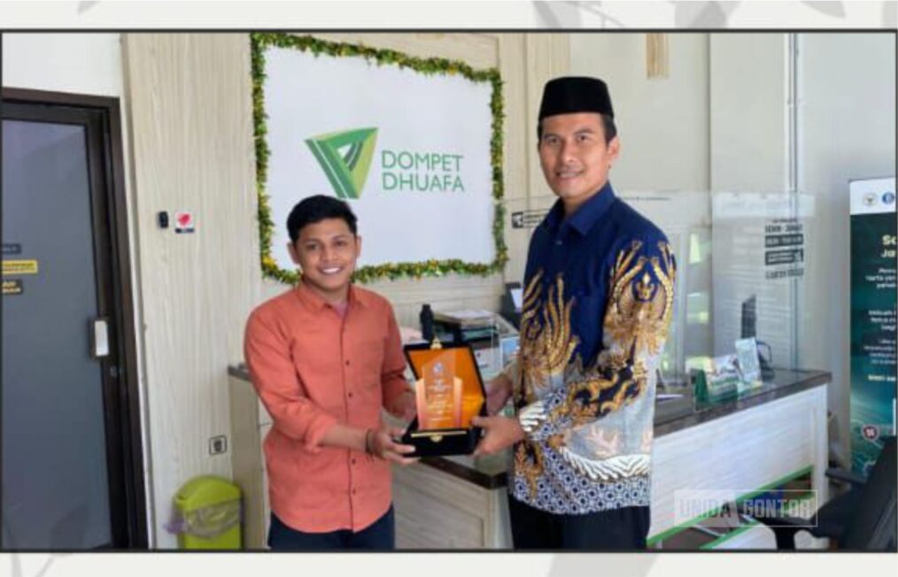 Mahasiswi Fakultas Syariah UNIDA Gontor melaksanakan penutupan PPL di Dompet Dhuafa Surabaya.