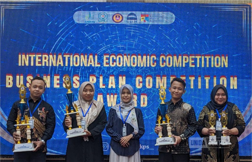 Delegasi UNIDA Gontor Raih Prestasi di International Economic Competition 2025