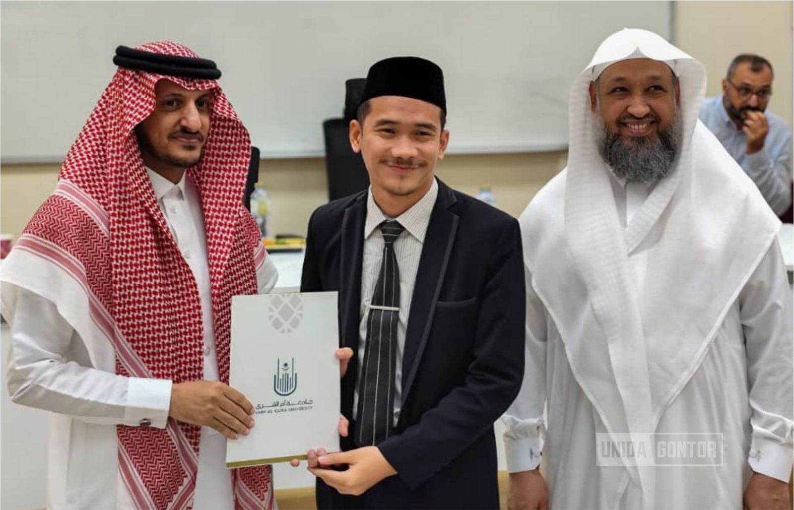“Mahasiswa UNIDA Gontor ikuti Dauroh Guru Bahasa Arab di Universitas Ummul Qura, Makkah”