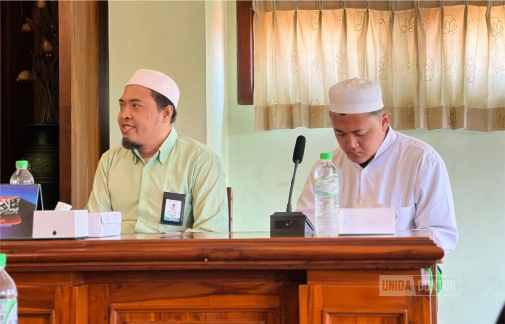 Mahasiswa PAI UNIDA Gontor kunjungan ke Pondok Pesantren Sidogiri dan Intrans Publishing dalam kegiatan Studi Pengayaan Lapangan.