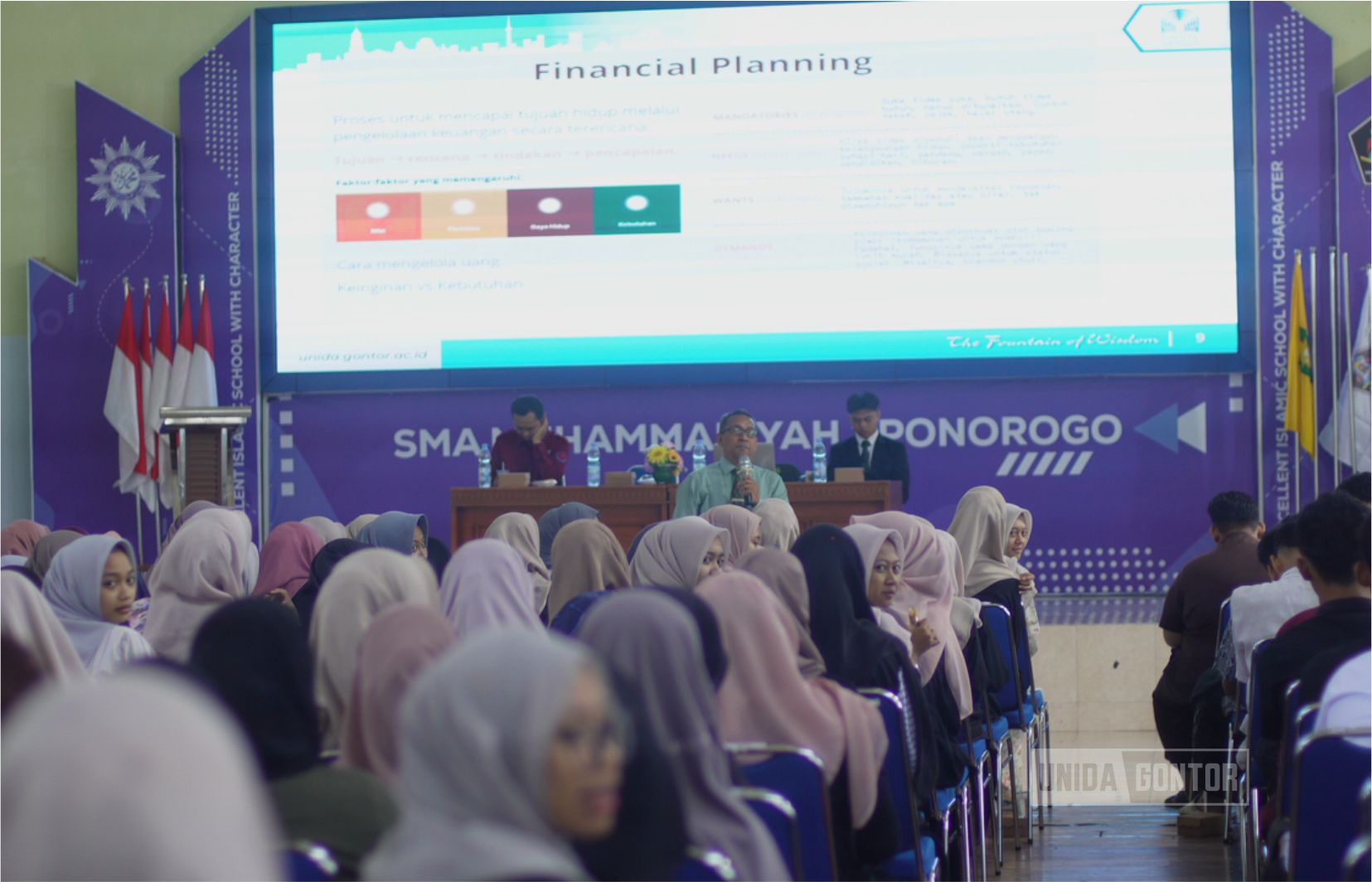 Dr. Muhammad Alfan Rumasukun, S.H.I., M.E., CIIQA membahas karakteristik Gen Z