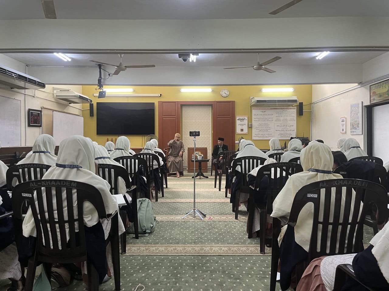 Mahasiswi UNIDA Gontor eksplorasi inklusivitas dan dakwah multikultural di Malaysia melalui kegiatan SPL.