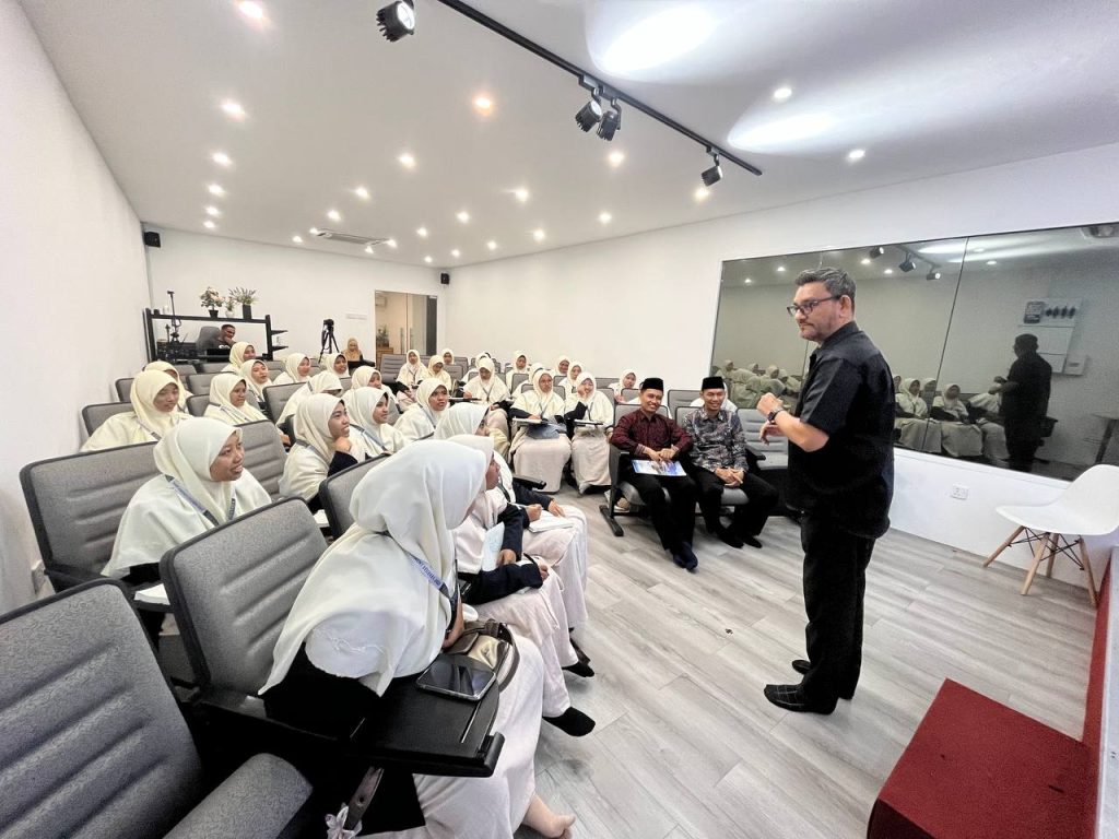 Strategi Dakwah Dialogis Membangun Pemahaman Lintas Iman di Global UNITY Network Malaysia