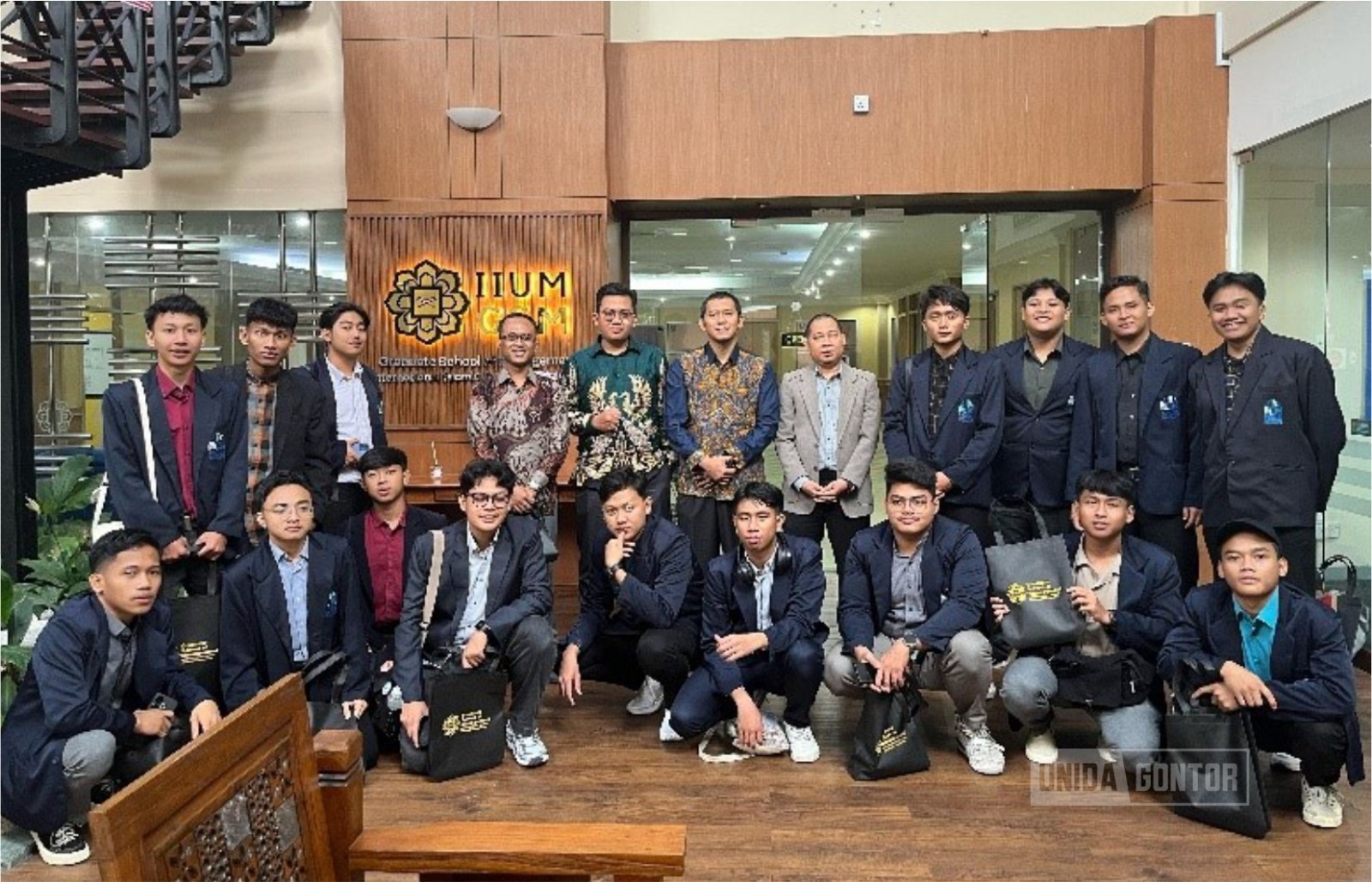 UNIDA Gontor Management students attend an academic visit and international seminar on career planning at IIUM Malaysia to enhance global learning and Islamic leadership.