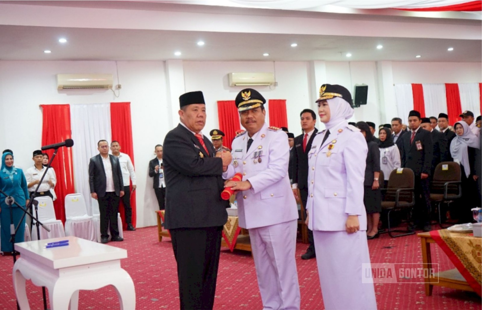 “Pada 15 Oktober 2025, UNIDA Gontor menyampaikan apresiasi atas pelantikan Prof. H. Saparudin, Ph.D—mahasiswa Program Doktor Aqidah dan Filsafat Islam—sebagai Wali Kota Pangkalpinang 2025–2030. UNIDA Gontor mendoakan kepemimpinan yang adil dan membawa kemajuan bagi masyarakat Pangkalpinang.”