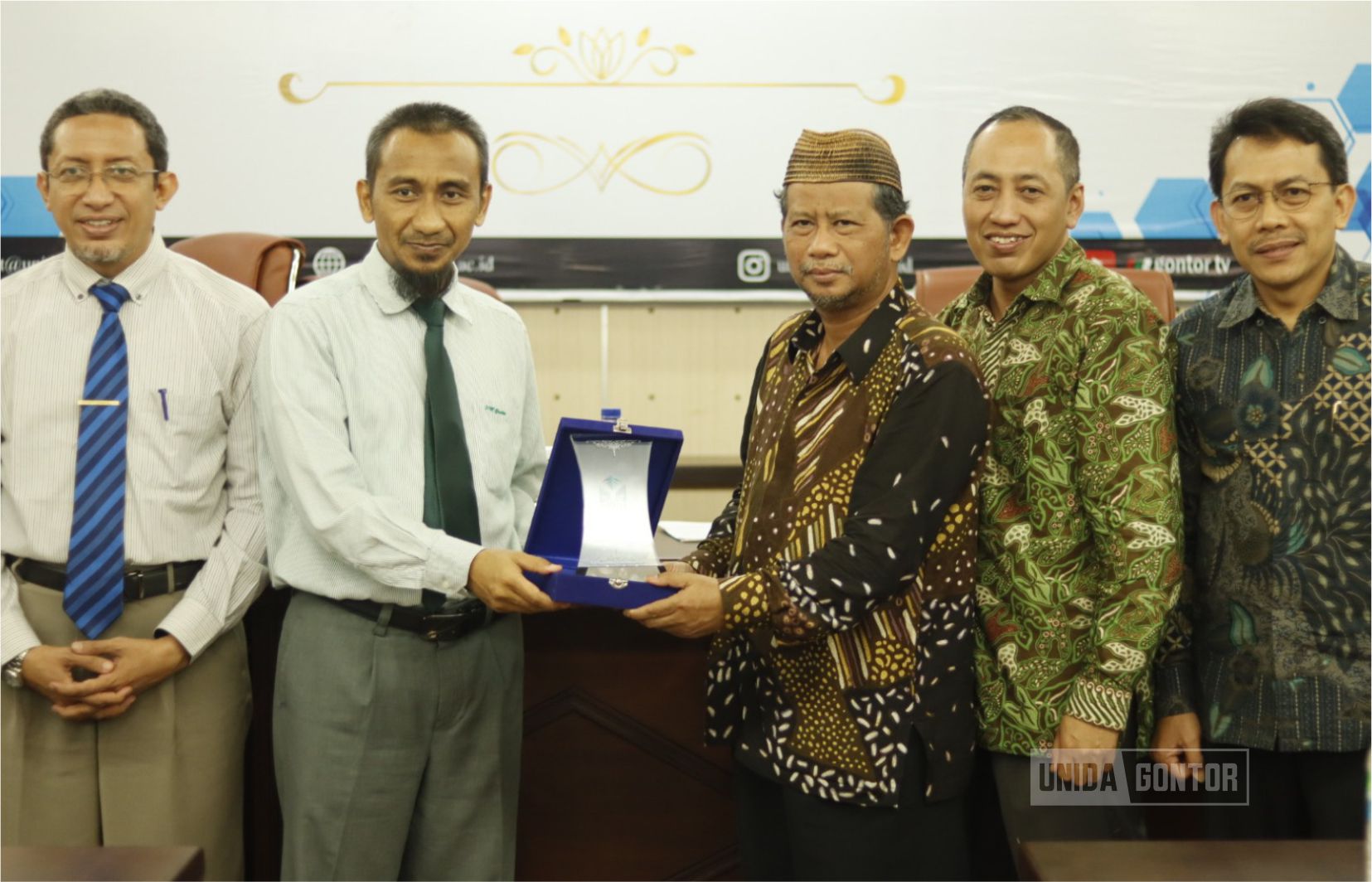 UNIDA Gontor dan UAD menandatangani Implementation Arrangement bidang Teknologi Informasi di Hall Senat UNIDA Gontor.