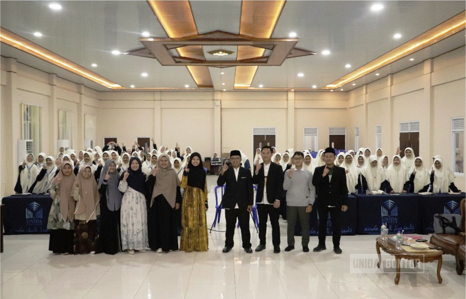 Ushuluddin Public Speaking UNIDA Gontor Cover