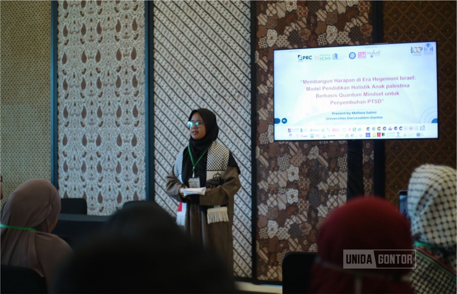 Mahasiswa PAI UNIDA Gontor mengikuti Asia Pacific Dialogue for Palestine di Gedung DPR RI bersama akademisi dan diplomat Asia Pasifik.