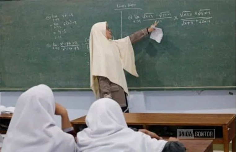 Farmasi UNIDA Gontor KMI