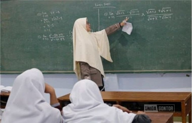 Farmasi UNIDA Gontor KMI