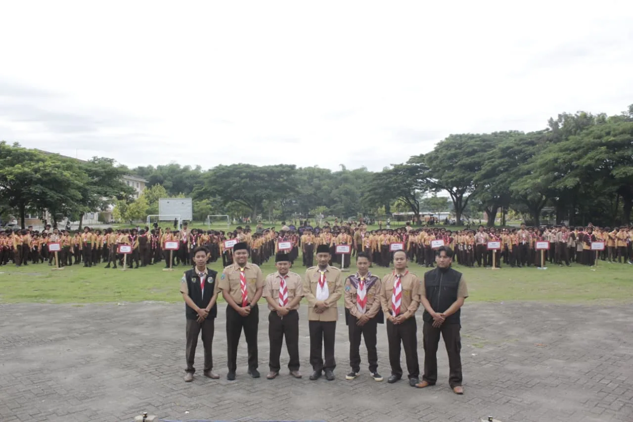 Wakil Rektor III UNIDA Gontor membuka Giat Prestasi ke-14 Pramuka SD/MI binaan Dewan Racana Al Faraby di kampus UNIDA Gontor.