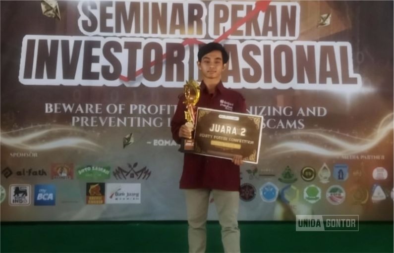 Mahasiswa Ekonomi Islam UNIDA Gontor meraih Juara 2 Nasional Infographic Poster Competition EQMA Day 2025 di UIN Walisongo Semarang