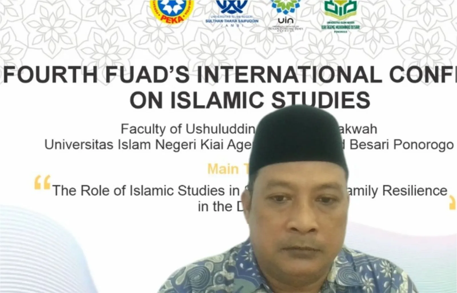 Delegasi mahasiswa PMH UNIDA Gontor menjadi pemakalah pada The Fourth FICOSIS di UIN Kiai Ageng Muhammad Besari Ponorogo.