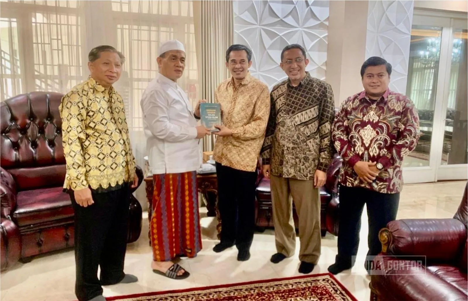 UNIDA Gontor Audiensi dengan Wamenag: Dorong Pendirian Program Doktor PBA