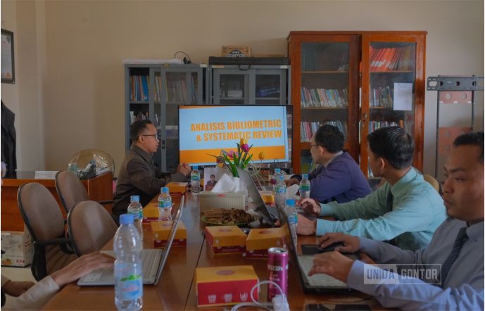 Workshop-Literature-Review-Berbasis-Bibliometrik-dan-VOSviewer