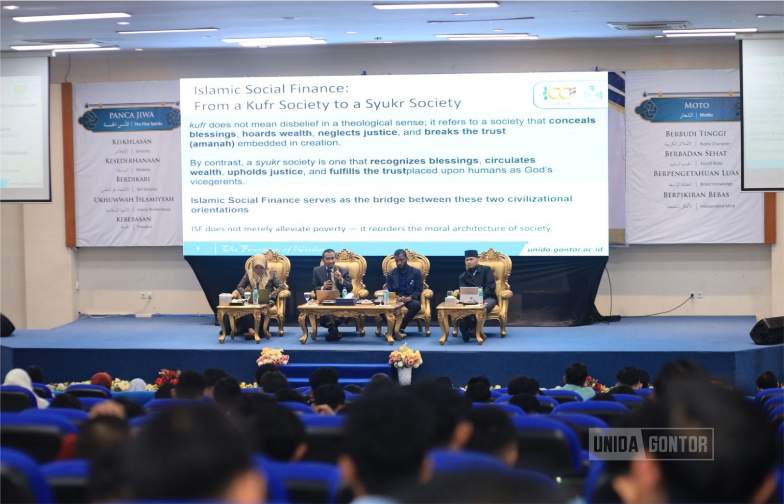 Global experts in a plenary session of the 13th AICIF 2025 at University of Darussalam (UNIDA) Gontor.