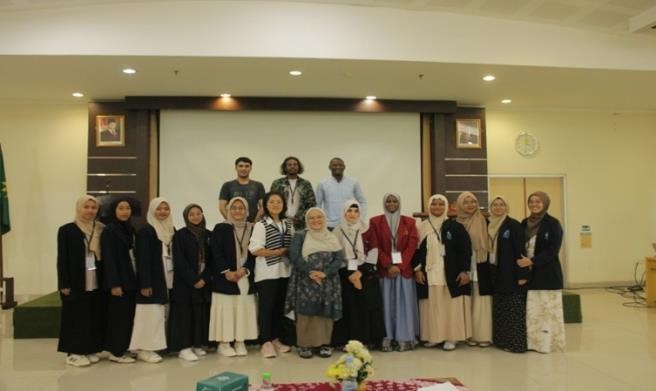 International Summer School Farmasi UNIDA Gontor