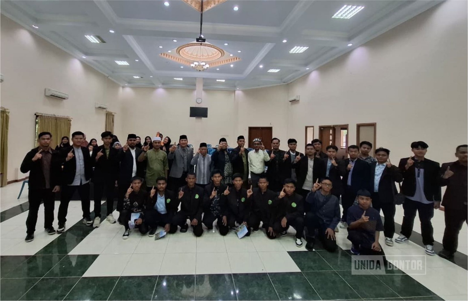 UNIDA Gontor menerima kunjungan Pondok Pesantren Tahfidzul Qur’an Wal Mutun Al Amin Batam di Hall CIOS.