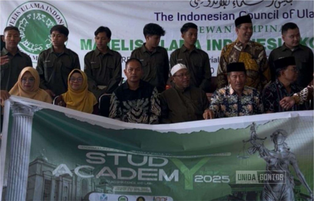 PMH UNIDA Gontor Dalami Fatwa MUI dan Isu Hukum Kontemporer di Malang