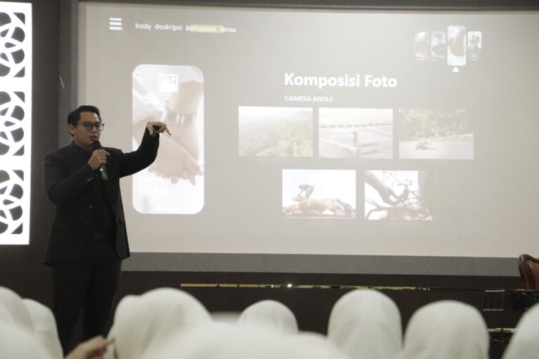 Pembekalan tim profiling KKN Tematik 38 UNIDA Gontor Kelas C di Aula Istanbul Lantai 3.